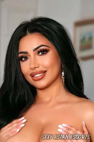Rayysa, Spanish escort profile photo in London
